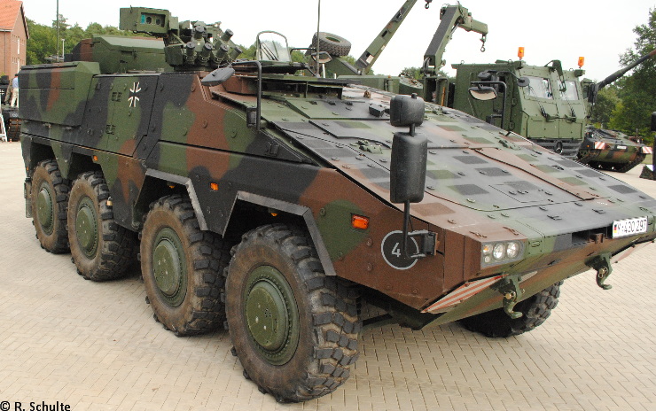 Gepanzertes Transportkraftfahrzeug GTK Boxer Bw 